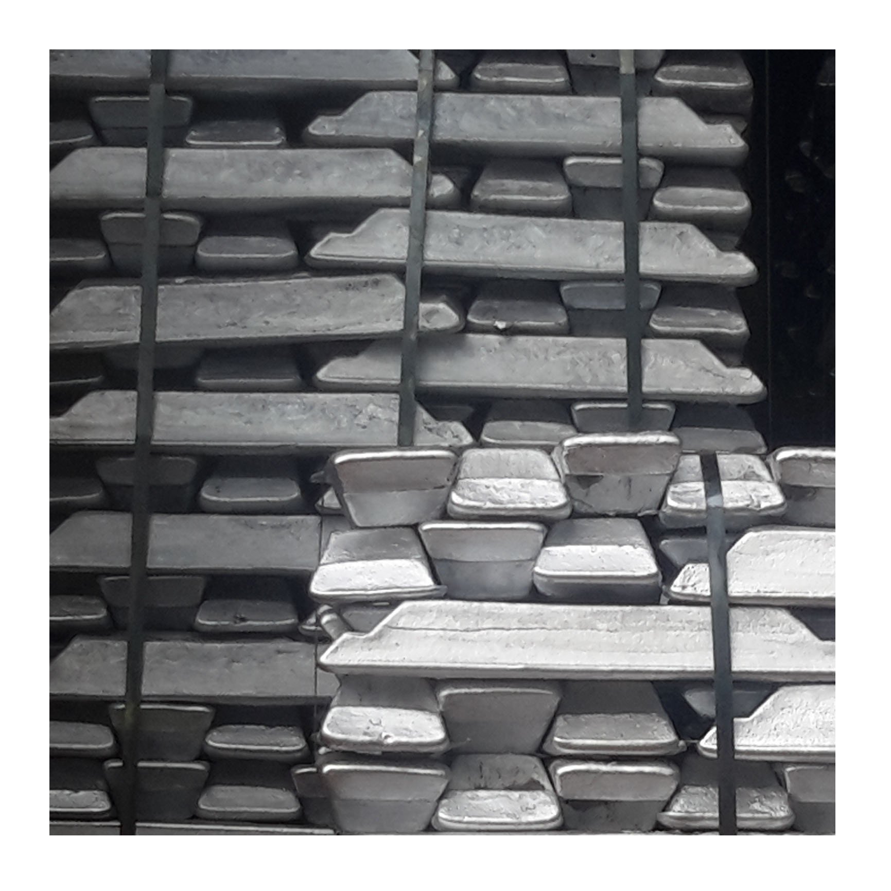 2024 Wholesale Aluminium Ingot / Aluminium Alloy Ingot 99.5% 99.7% 99.8% 99.9%