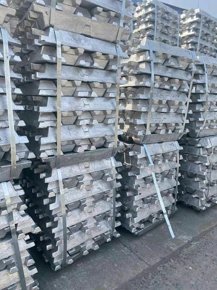 Aluminum ingots