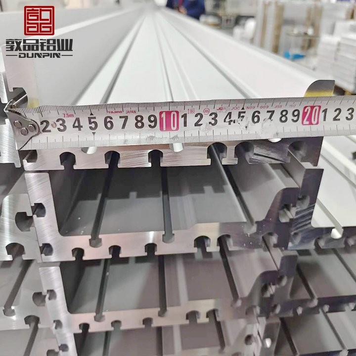 6063 aluminium extrusion profiles manufacturer in china