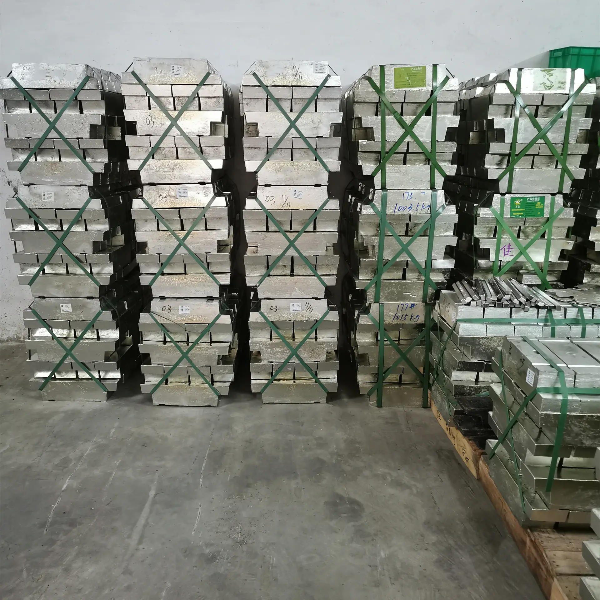 Purity 99.9% Ingot Tin / Stannum Ingot CAS 7440-31-5