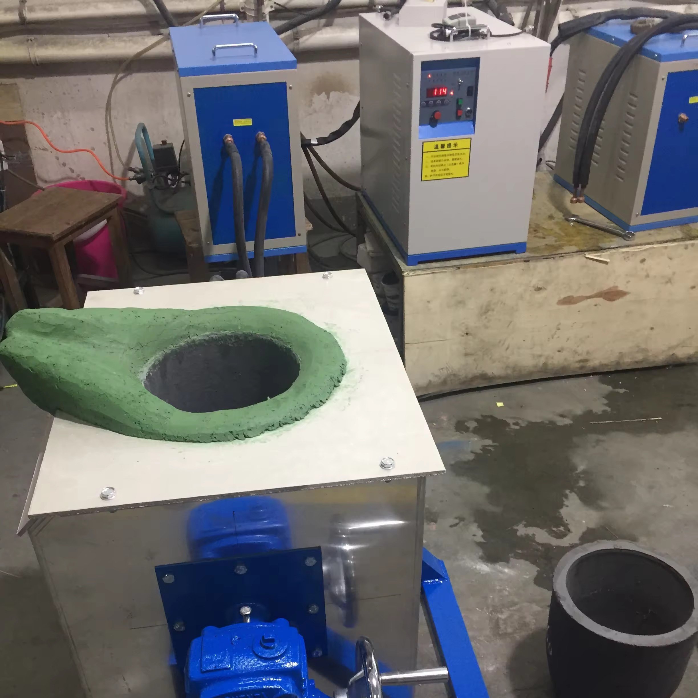 small 5kg-50kg scrap furnac melt steel metal smelting induction furnace casting iron machine