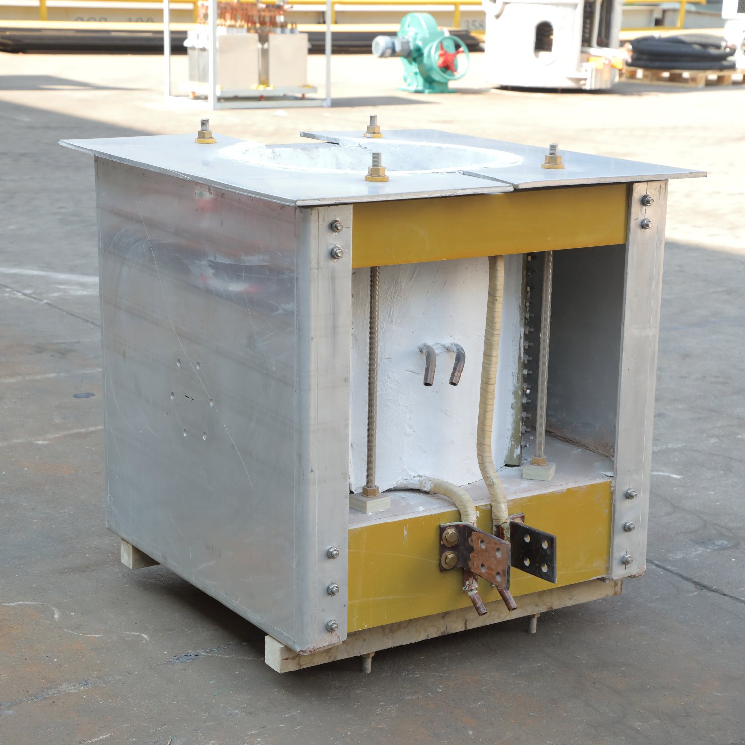 HaiTian Factory Sale 1000KG smelting crucible oven induction melting furnace for aluminum