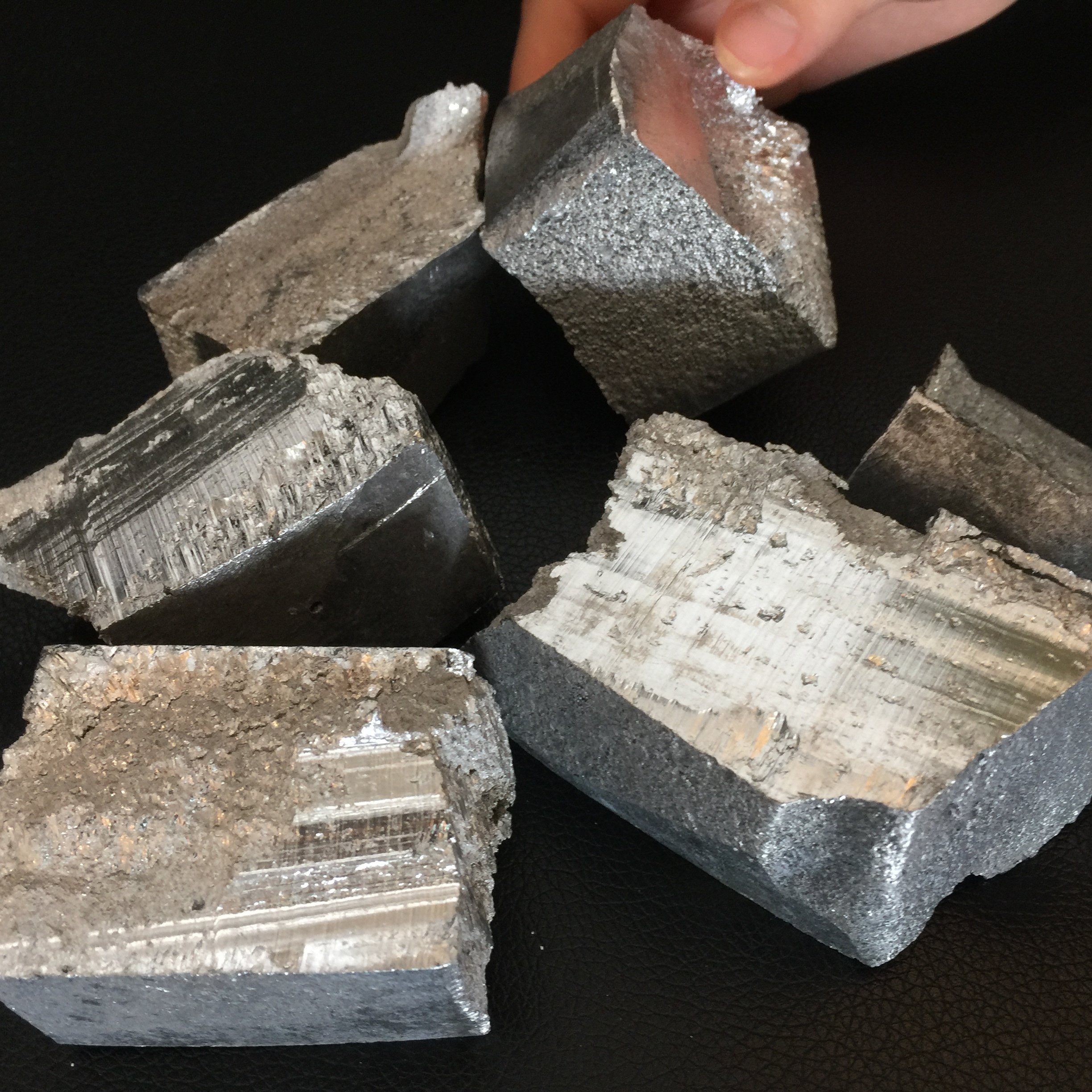 Aluminum Silver AlAg 10 master alloy AlAg10% CUSTOMIZED MASTER ALLOYS