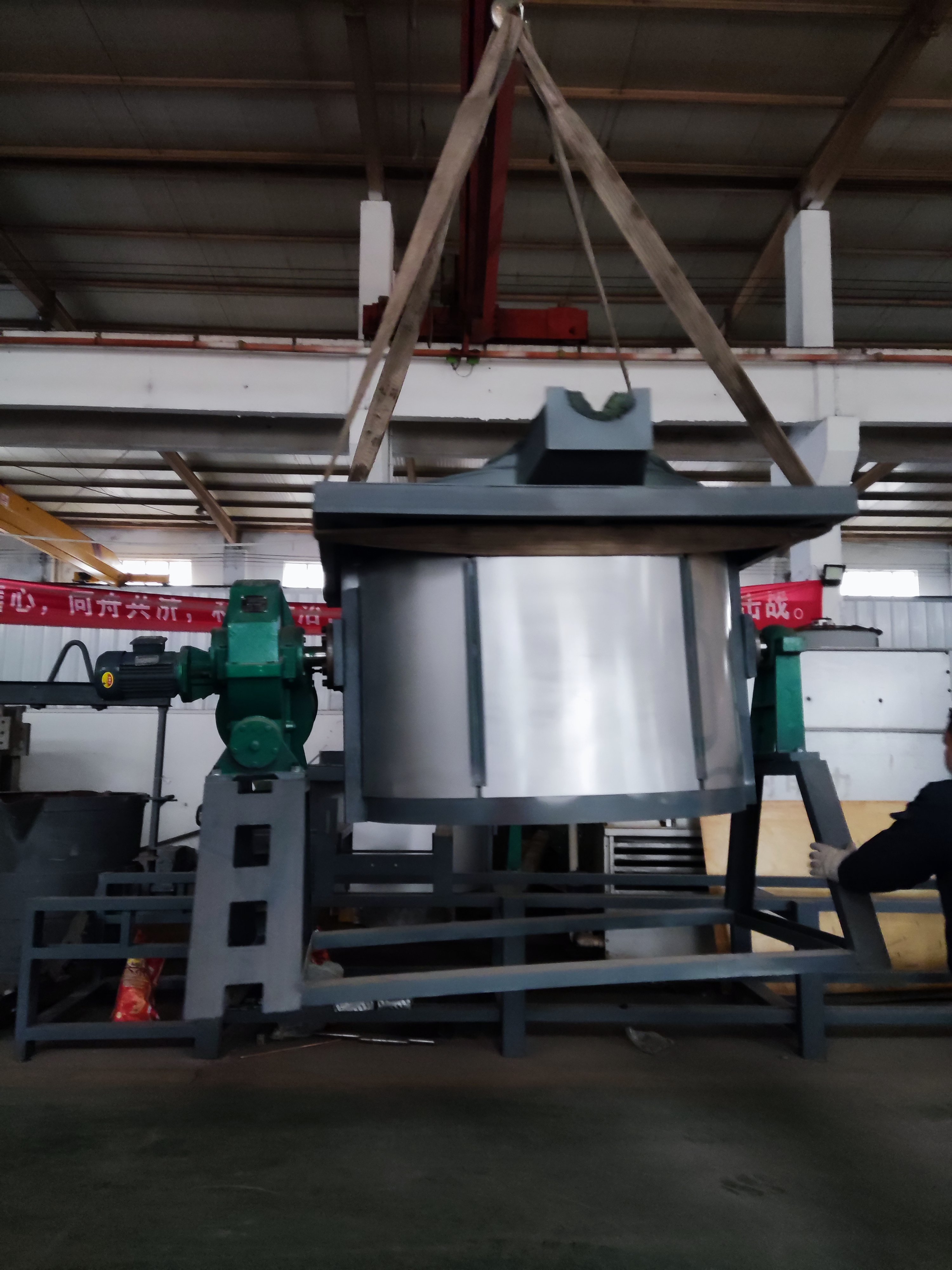 Hongteng metal casting machinery aluminum brass ingot die casting machine and production line with melting furnace