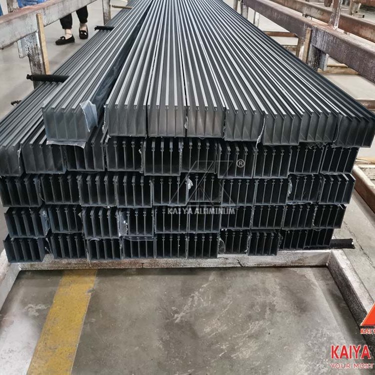 Foshan alum material supplier netherlands extruded aluminum profiles for doors and windows