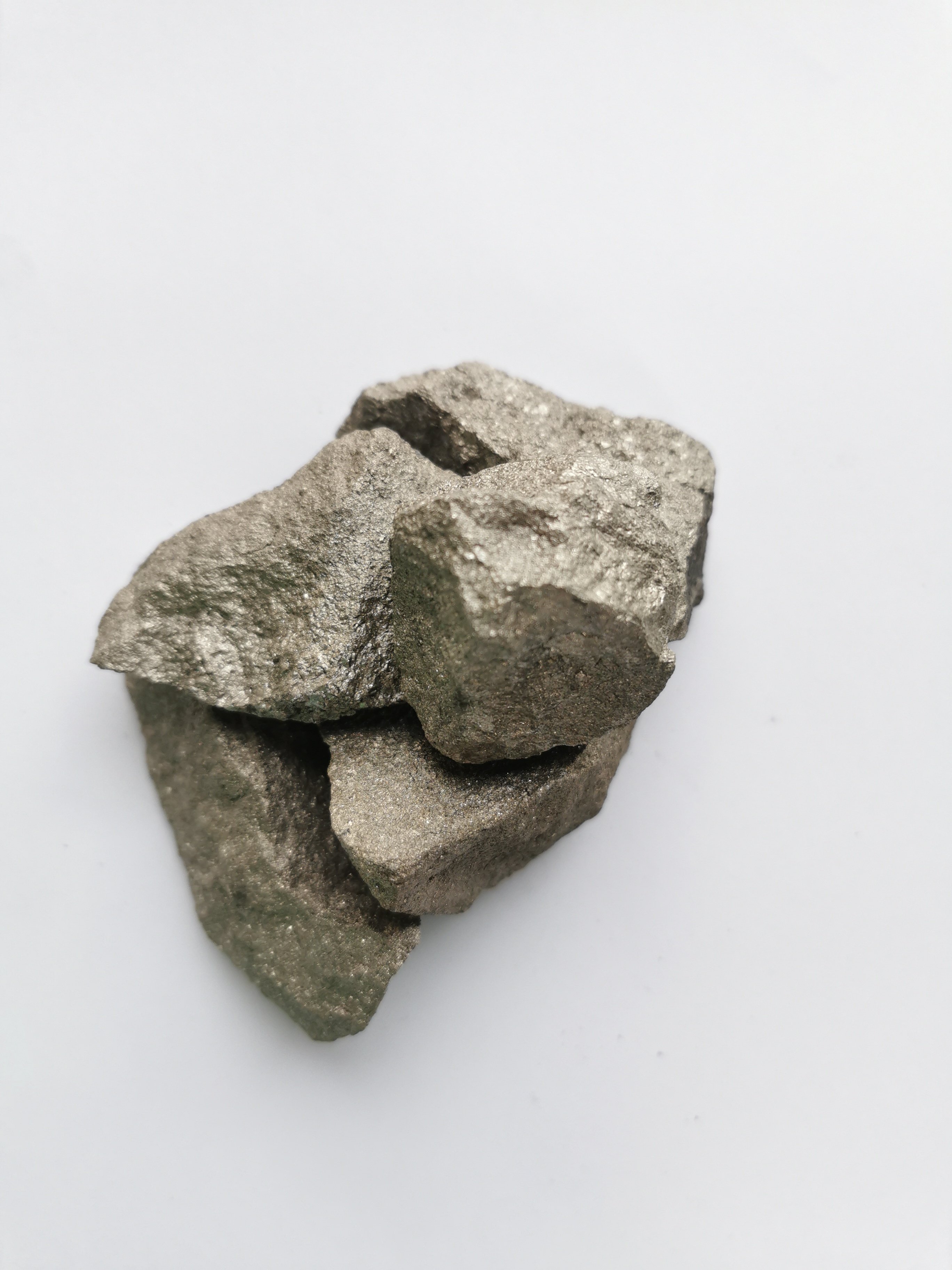 The price is very low but the quality is excellent Silicomanganese alloy6517 FeMn64Si27