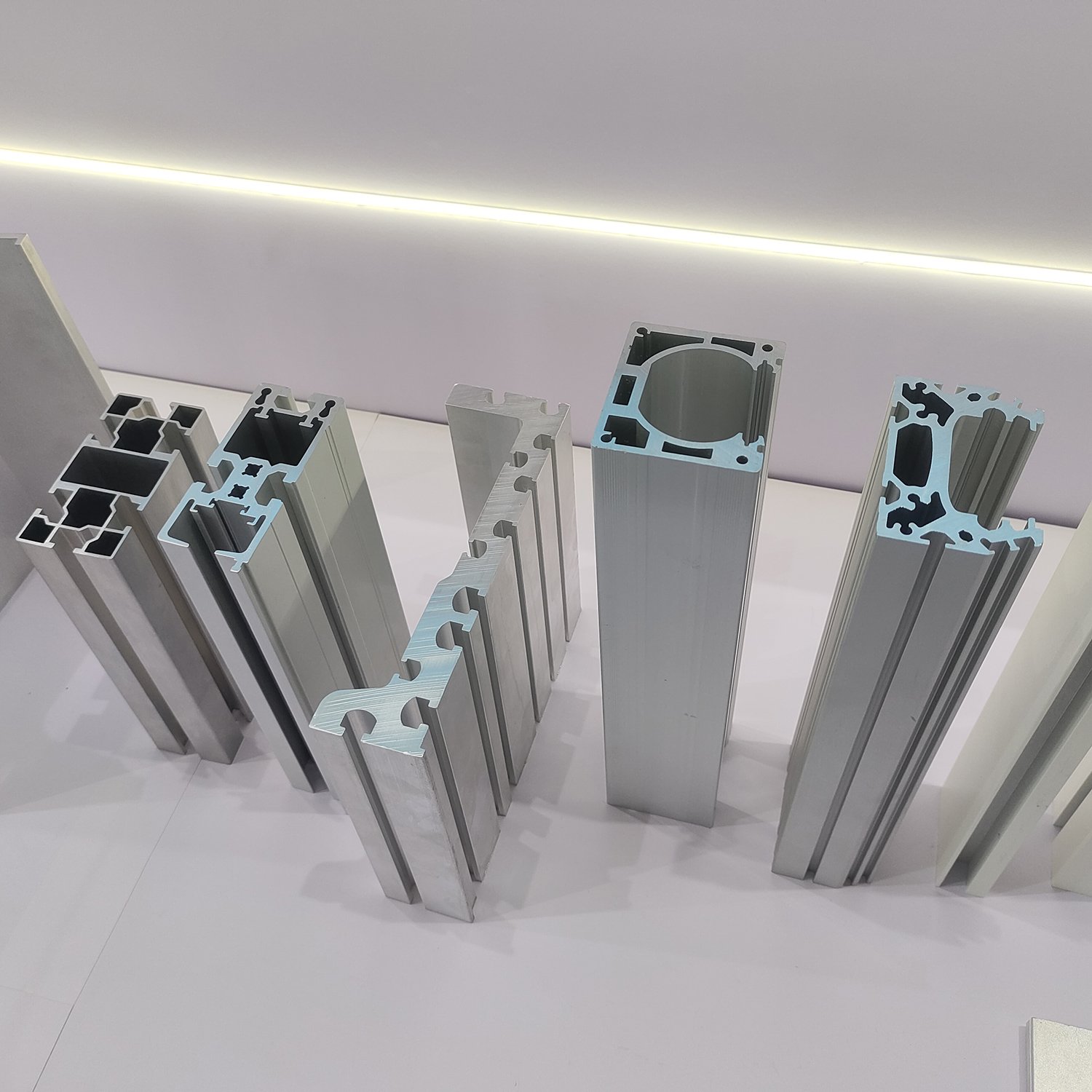 Custom Industrial 6005a-t5 Aluminum Beam Extrude With Aluminum Profile