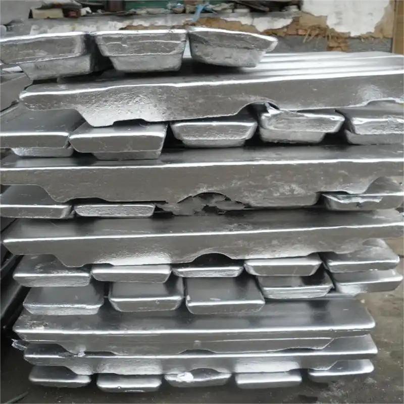 Best selling manufacturers with low price and high a7 aluminum ingot 99.7