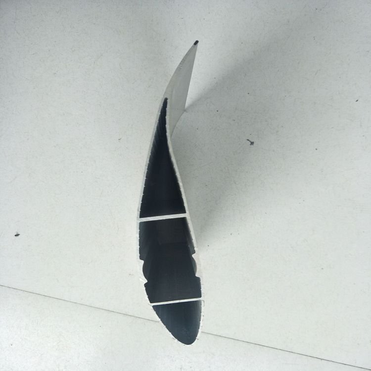 China manufacture 100mm 200mm 300mm 500mm custom powder coated or anodized oval air foil shutter aluminum profile for louver