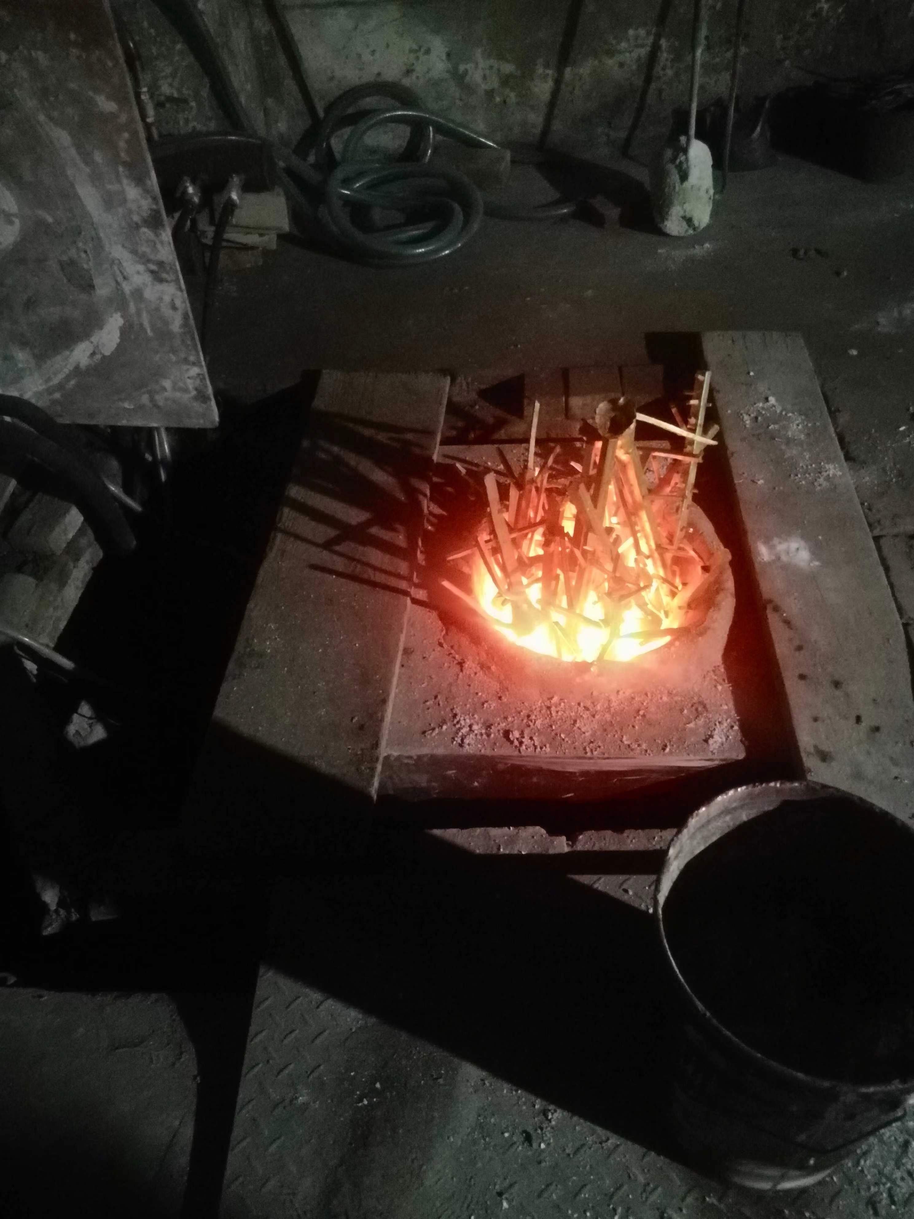 High Quality 5000 Kgs Induction Furnace Scrap Aluminium Melting Foundry Ingots Making New Used atomizer