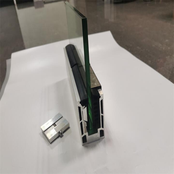 U Channel Frameless Glass Railing Accessories Factory price glass guardrail aluminum clip for hotel villa stair balcony