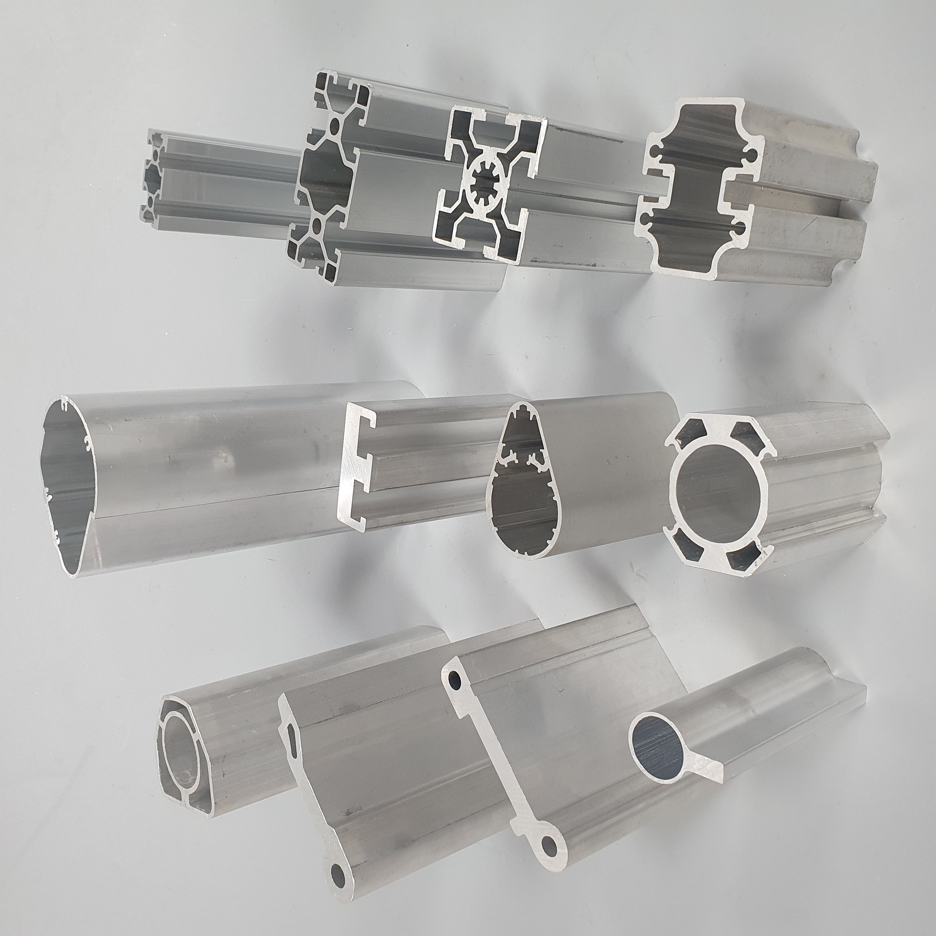 Aluminum Profile Extrusion Die Edge Garden Invisible Door Wide Blinds Pergola Glass Frame Aluminium Extrusions