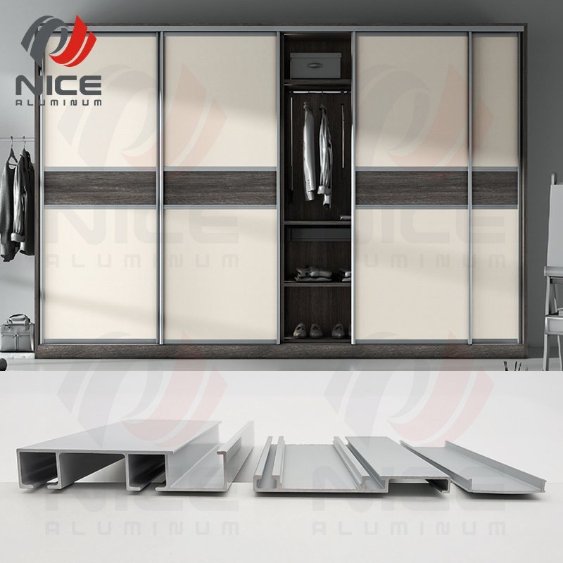 New Fashion Minimalist Italian Style Interior Cabinet Wardrobe Bedroom Furniture Aluminum Frosted Glass Door 3 Meter Profiles