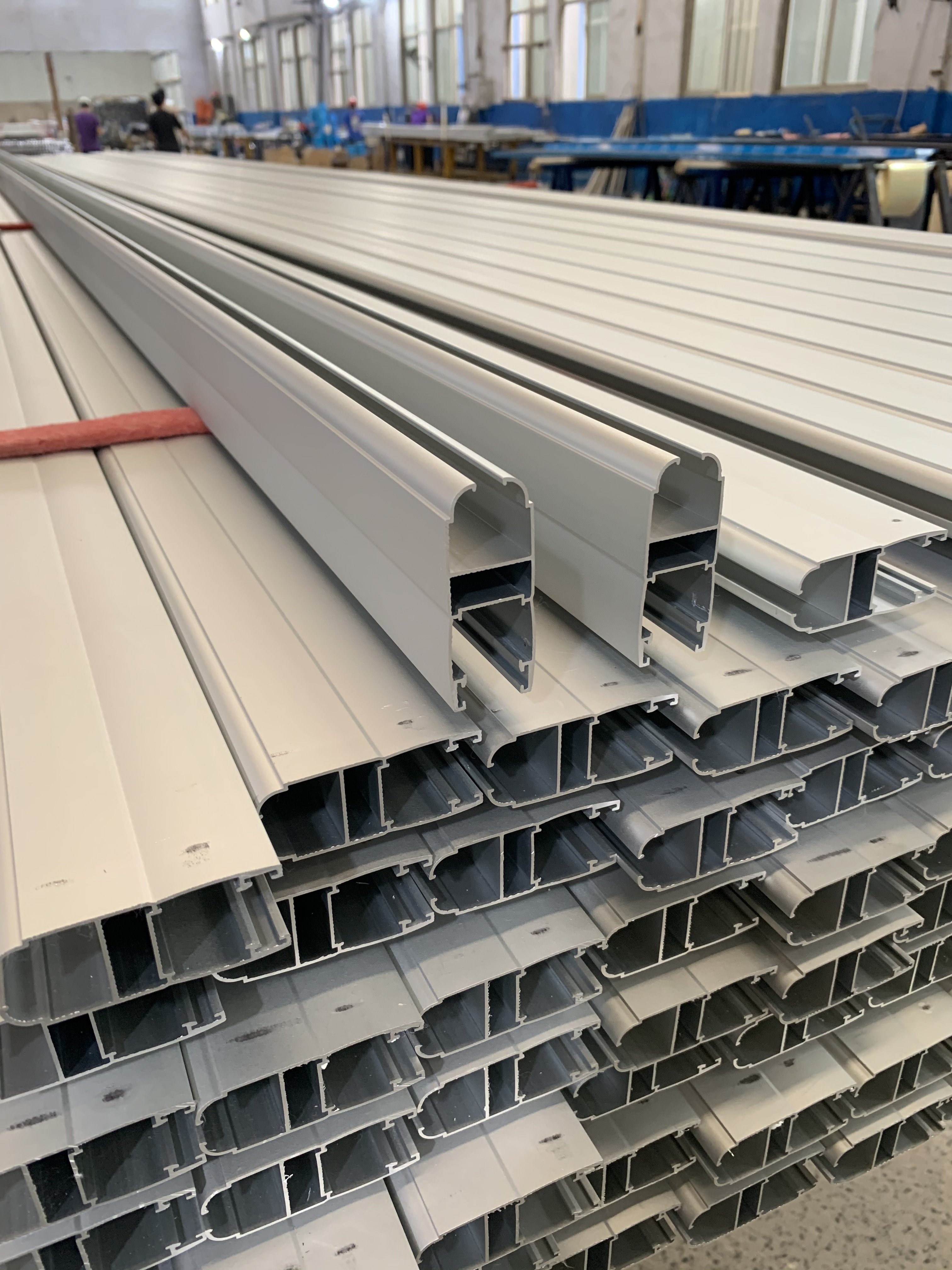 Best quality aluminum profiles and anodizing colored aluminum profiles