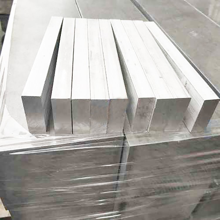 6061 6063 6082 7075 7005 6082 T5 T6 T651 T7351 Aluminum round bar square bar factory spot can be customized specifications