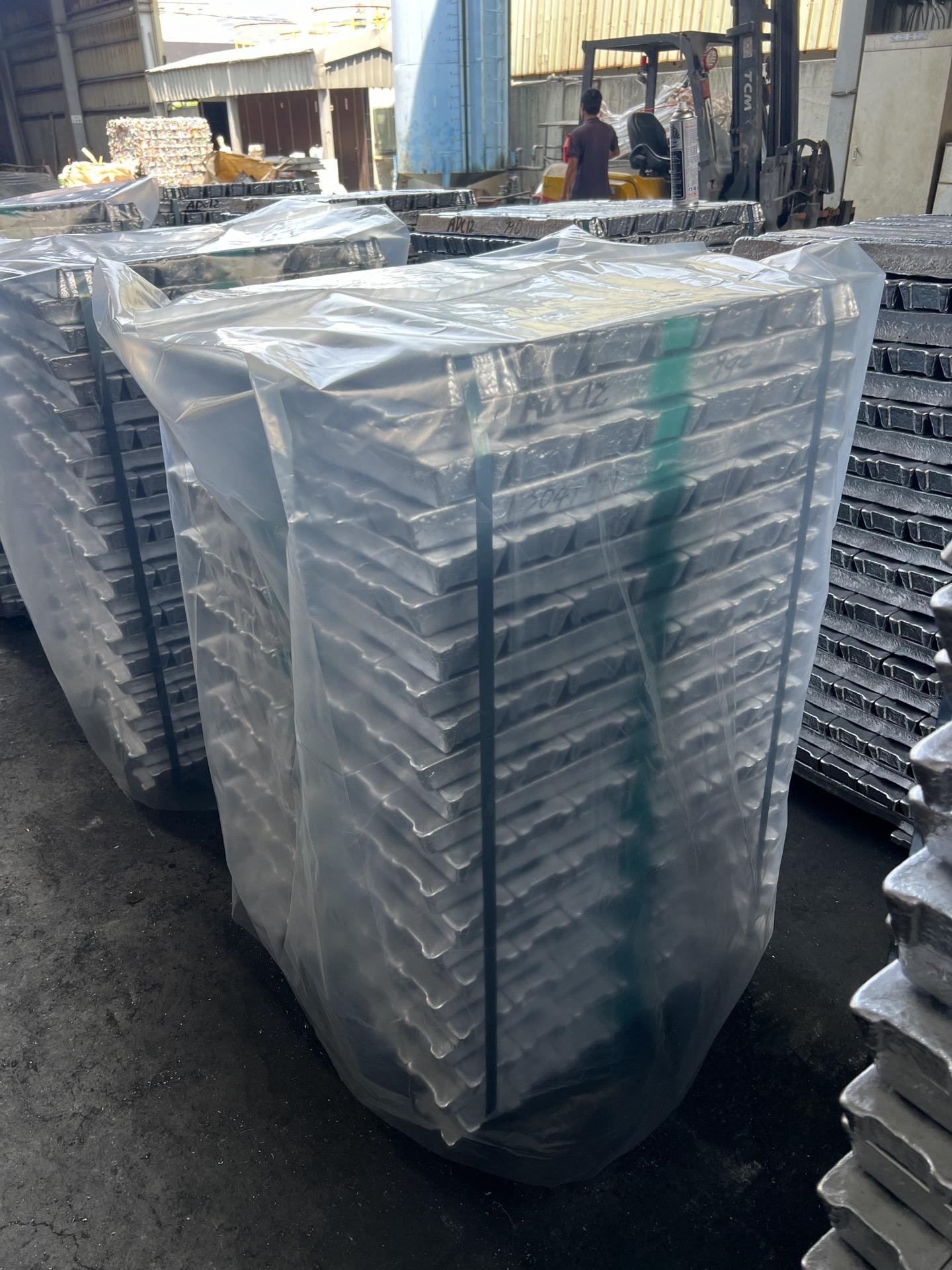 Manufacturer Aluminum High Quality A380 Ingots 997 A7 Aluminum Alloy Ingot