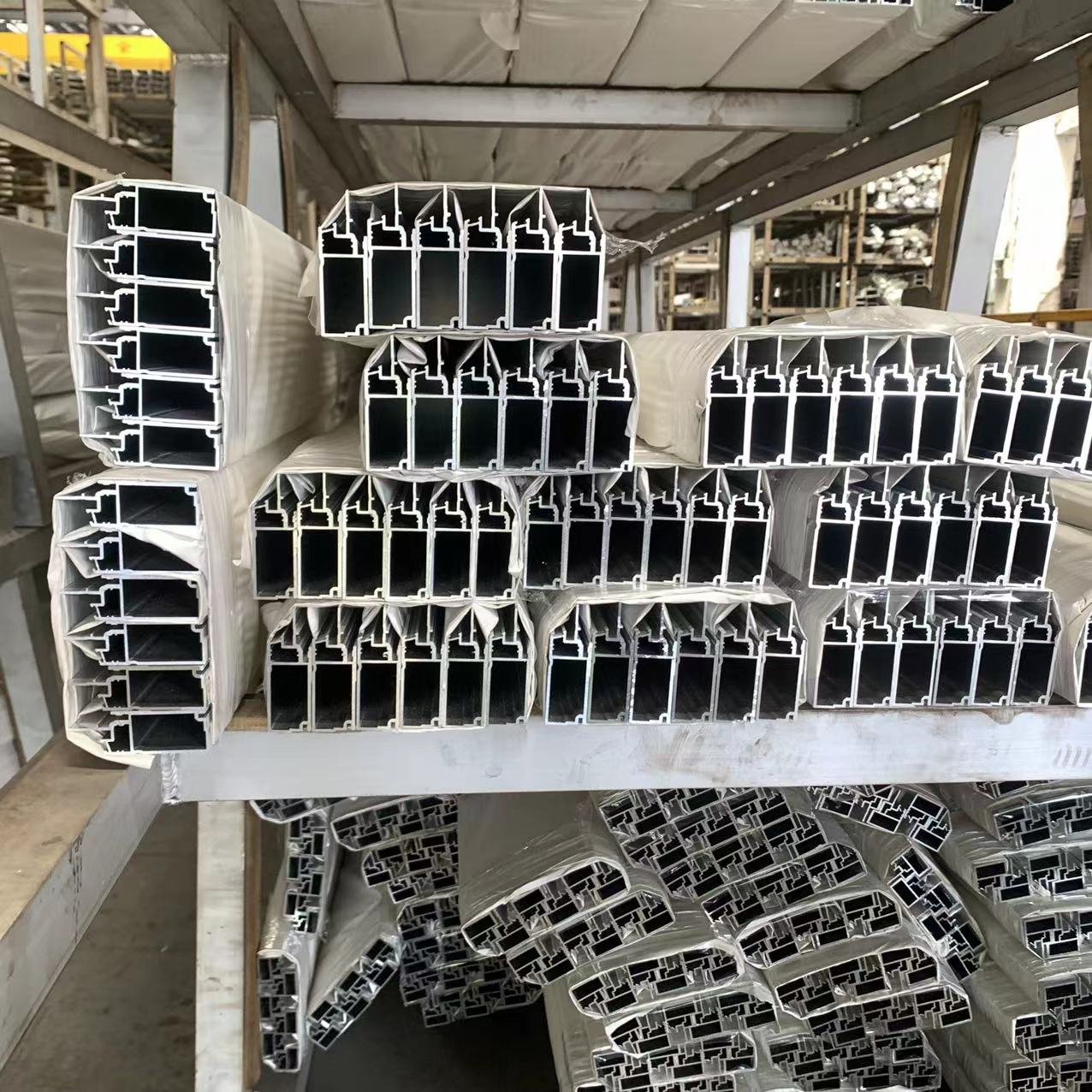 South american market aluminum shapes aluminium extrusions profiles powder coated aluminum profile