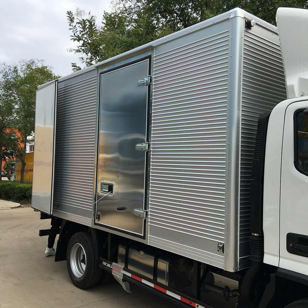 Competitive price customized extruded aluminum extrusion profile truck floor for trailer flooring plank