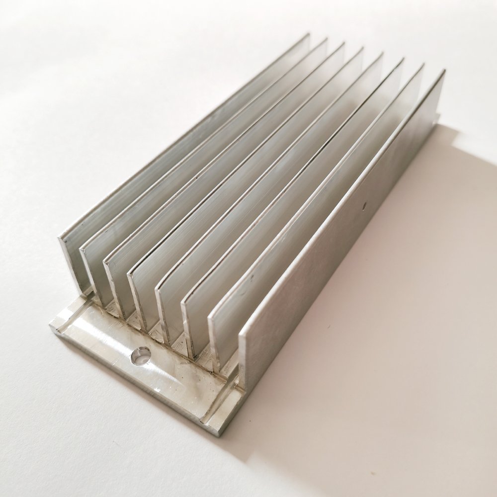 Custom CNC Milling 6063 T5 Extruded Heat Sink 60(W)*30(H)*165(L)mm Aluminum Profile Heatsink