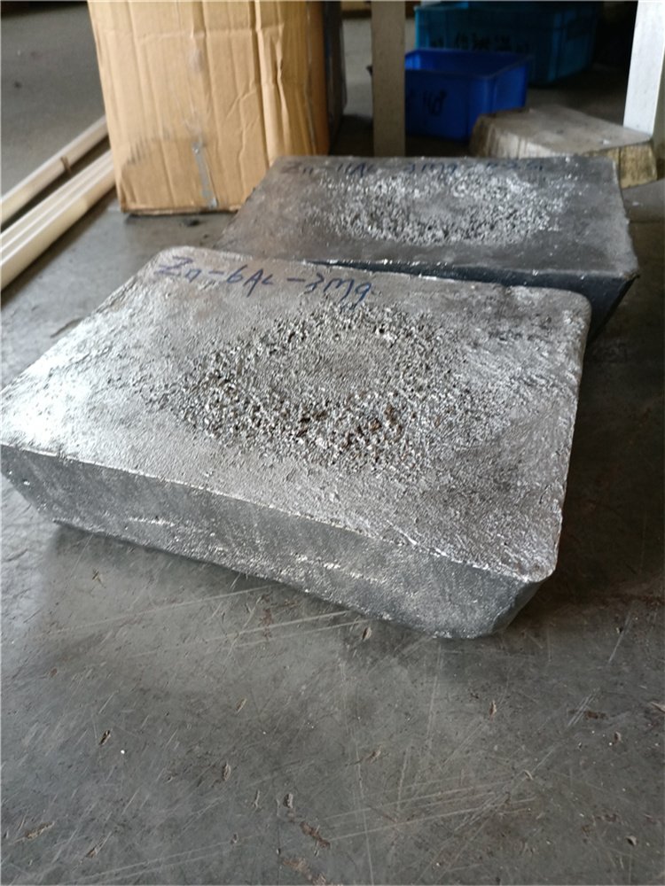 Aluminum-zinc alloy ALZn10 ALZn20 Add aluminum-based master alloy for smelting