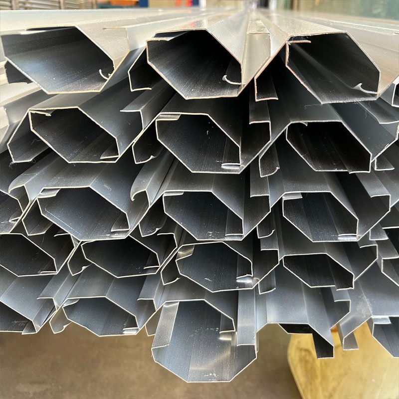 White Color Aluminium Profiles Make DOOR and Windows 5020 744 8025 3831 Aluminio Perfiles