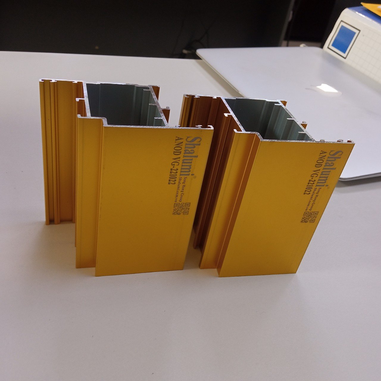 Gold anodised Aluminium extrusion profile from Song Hong Aluminium Vietnam