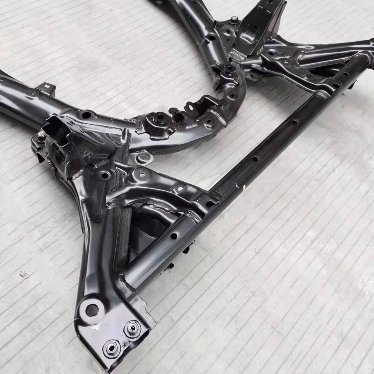 Original used for Tesla Model 3 accessories air suspension aluminum ingot beam 1044521-00 car front axle