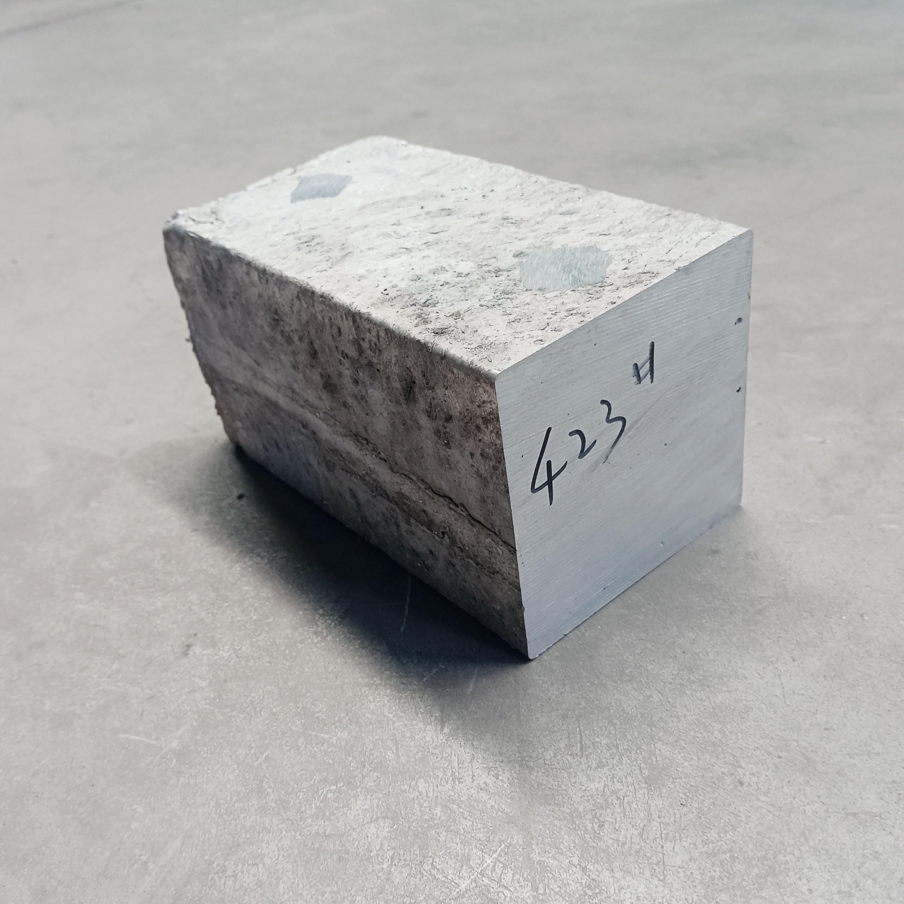 Customized Smelting Casting Aluminum Alloy Ingot Metal Aluminum Alloy Ingot