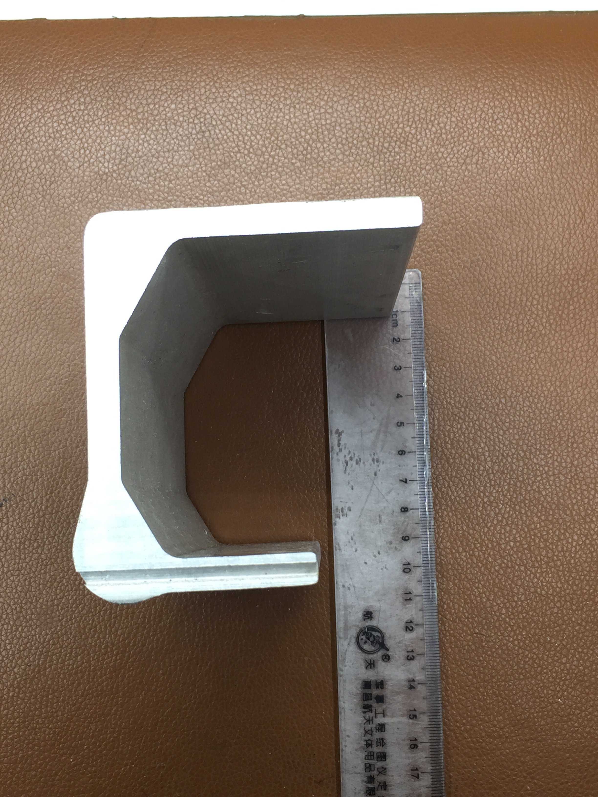 aluminum extrusion profile for lift rail