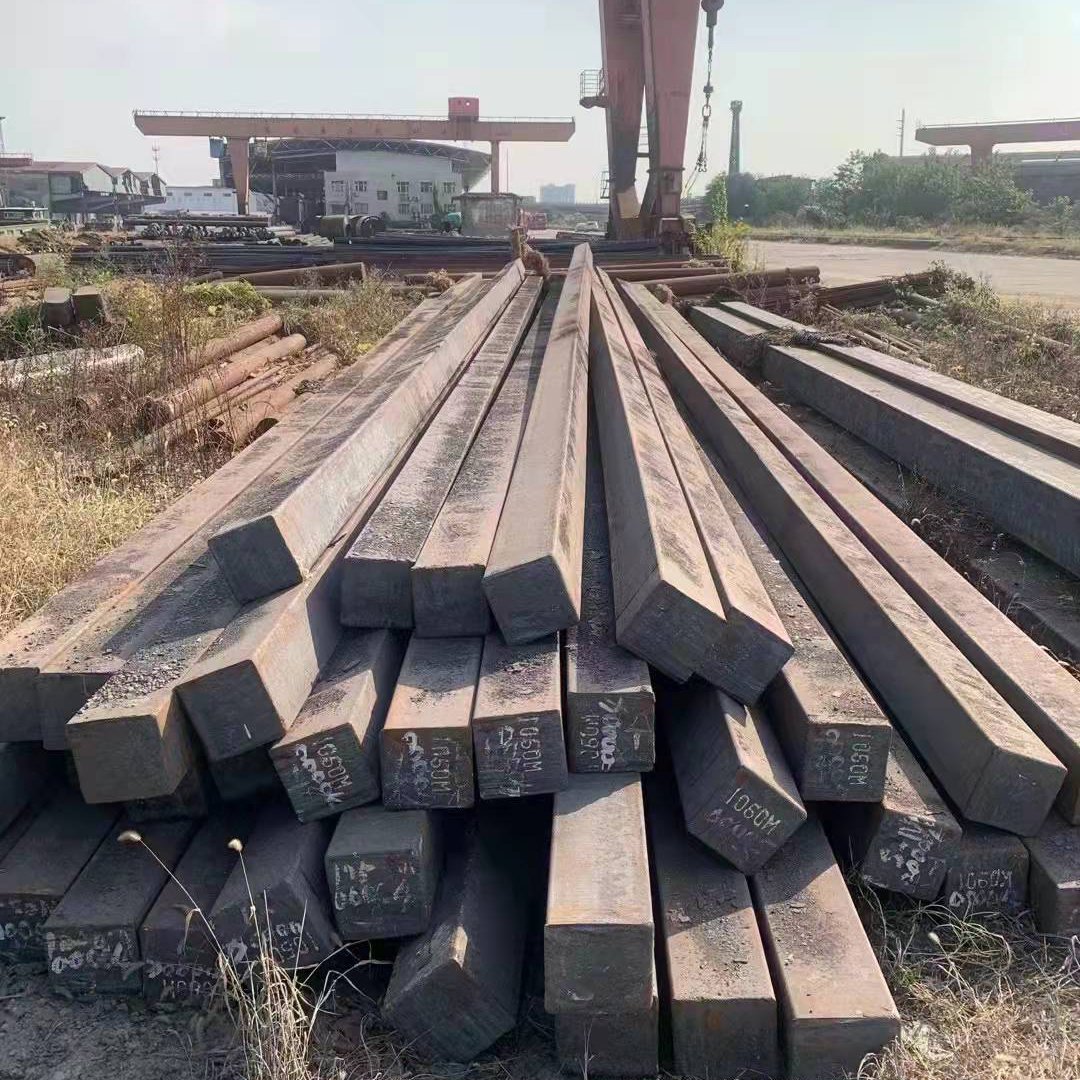 ASTM Q235B 31CRV3 Steel Billet Steel Aluminium Ingot Supplier