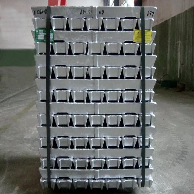 Made in Austria High Purity 99.9% Aluminum Ingots Smooth surface Aluminum Metal Ingot Cheap price