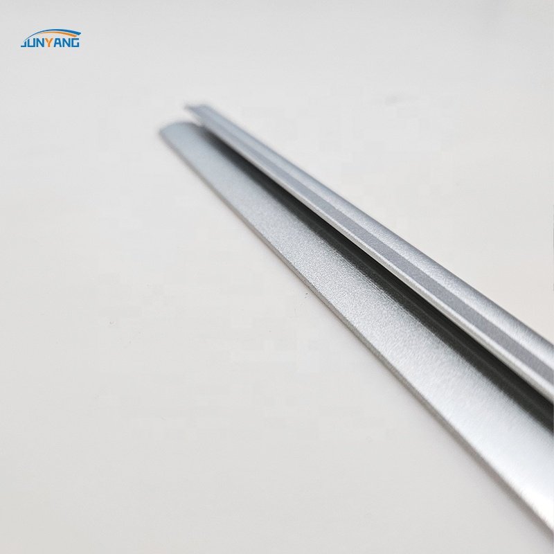 Customized 6061 6063 T5 T6 Extruded Aluminum Alloy Wiper Blade Silver Anodized Powder Spray Aluminum Extruded Aluminum Profile