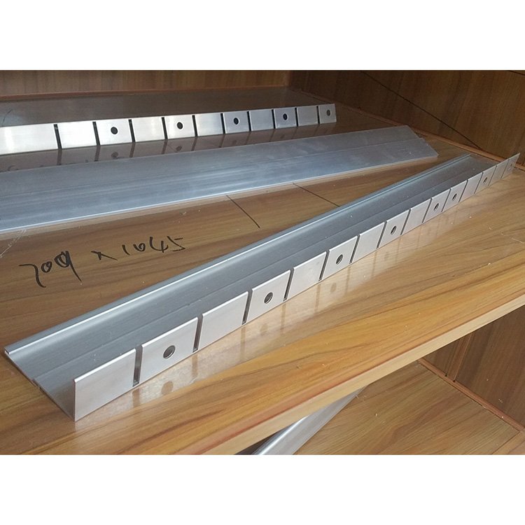 Industrial extrusion aluminum for solar panel, LED light bar outdoor box/aluminum factory selling aluminium profiles for windows