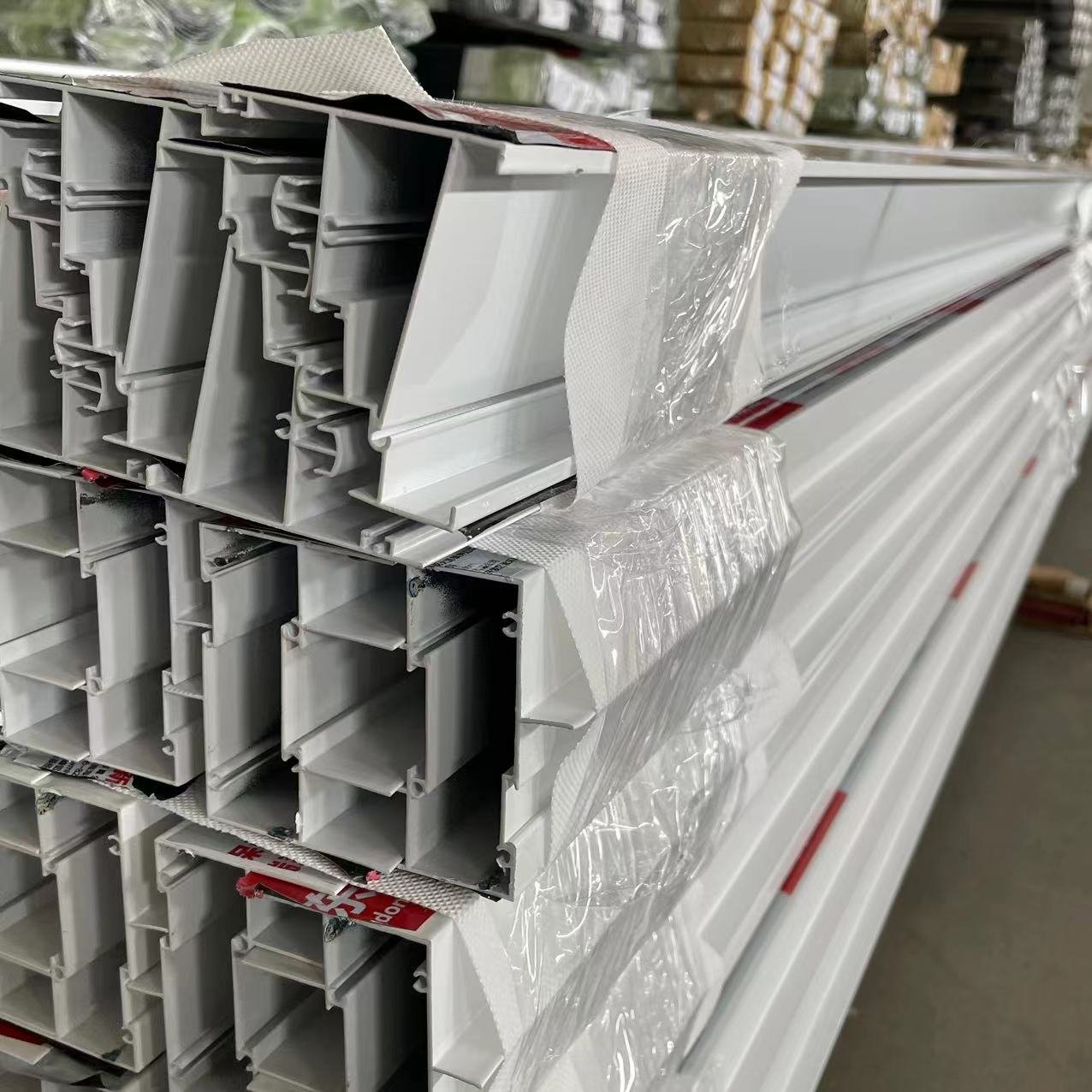Qiangfeng custom all kinds of aluminiumwindow and door profiles factory price 6063 T5 aluminium extrusion aluminum profile
