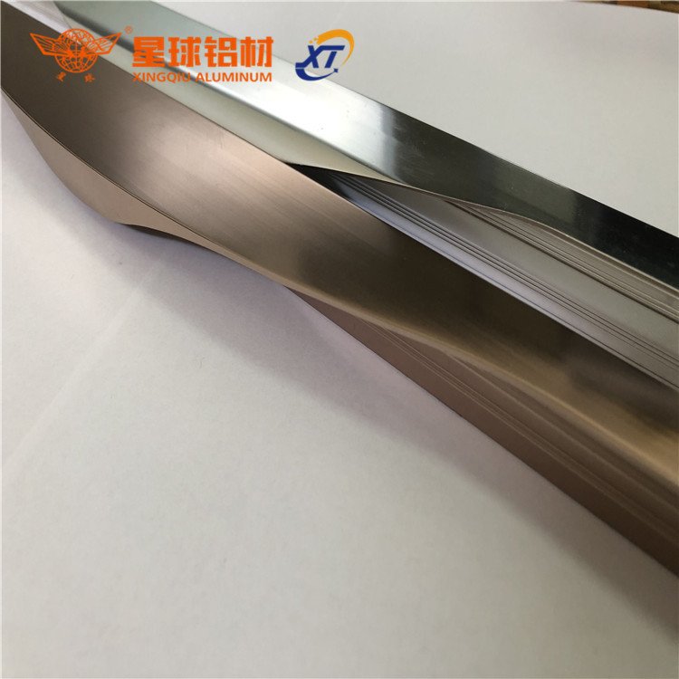 Silver anodizing door handle frame aluminum profile built in aluminum bedroom wardrobe closet