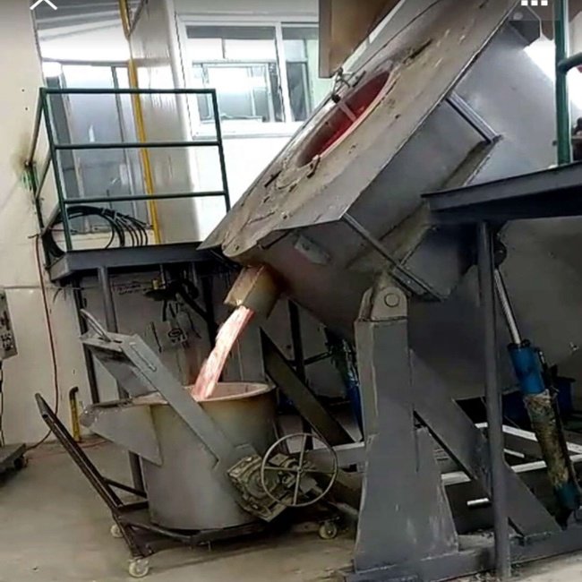 Made in China melter industrial copper melting furnace 1000KG melting furnace aluminum melting furnace for sale