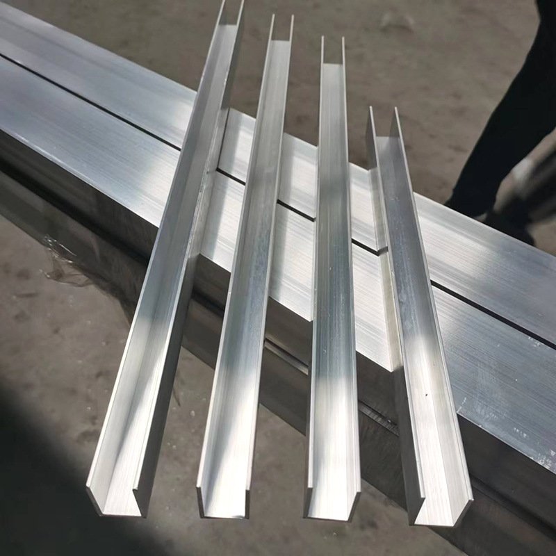Ruilin Customized Decorative Mill Finish U Bar Shape Strip Channel Groove 90 Large Extrusion Aluminum Profiles For Wall Panels