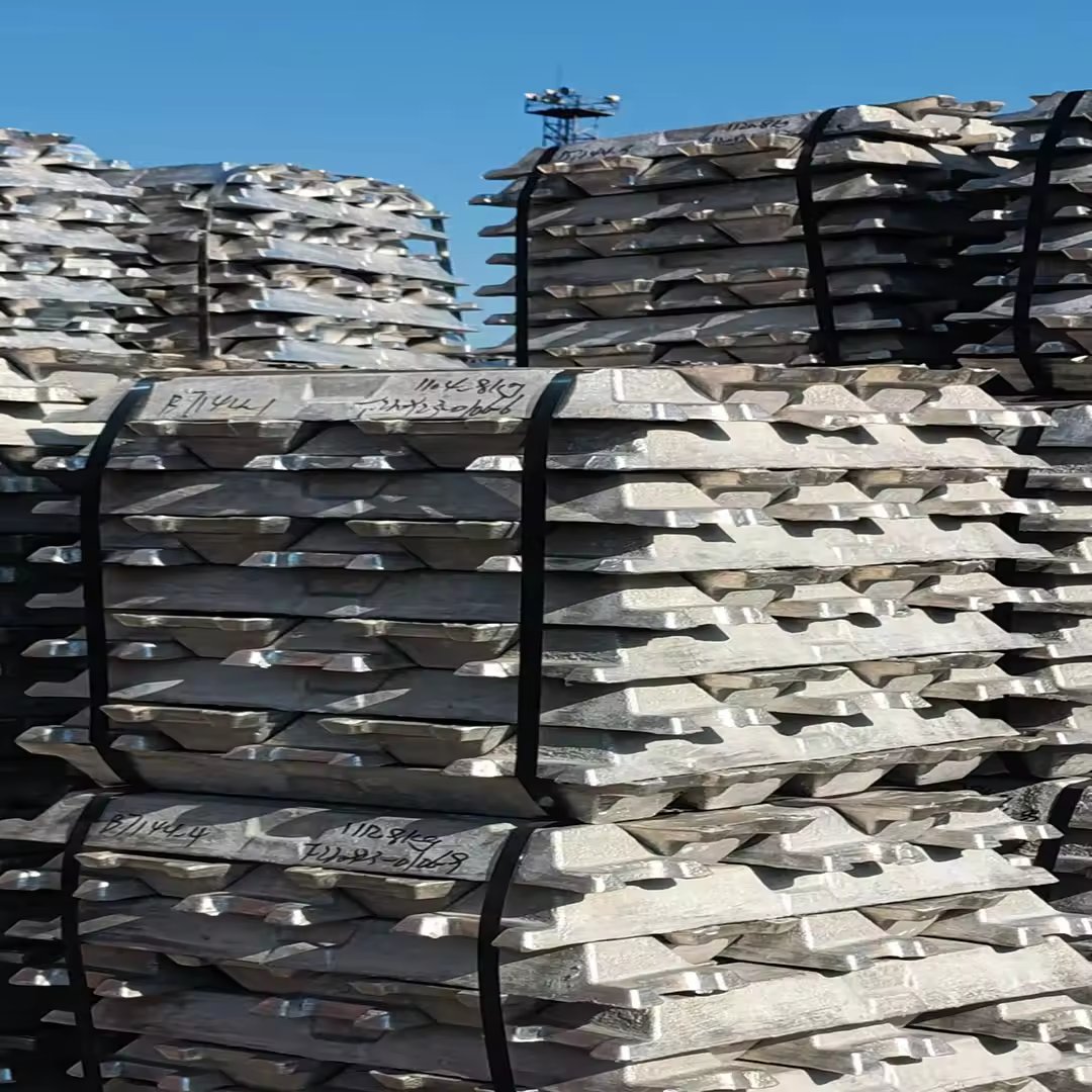 Prime hot sale aluminium ingots with A8 99.8 % aluminum scrap adc12 price aluminium ingots AI99.90 85 70 60 50 00 7E
