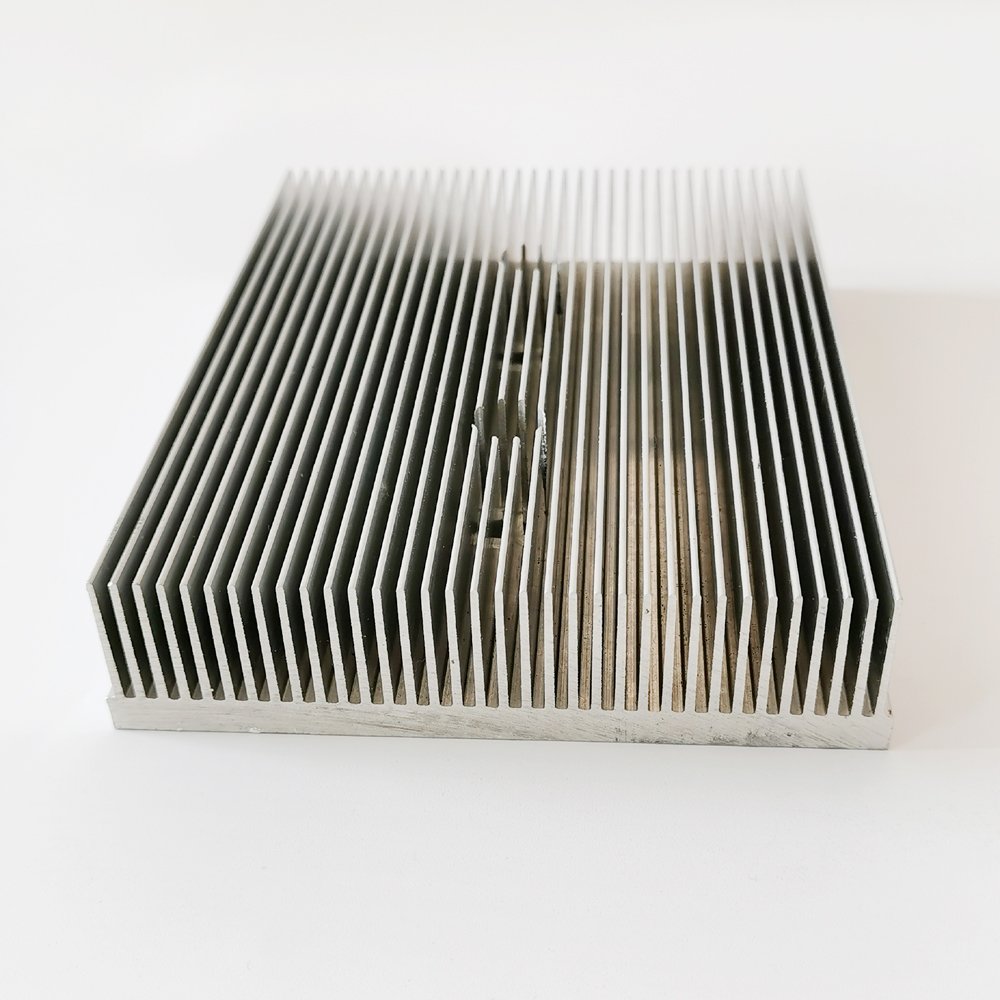 High Quality Extruded Aluminium Heatsink 120(W)*30(H)*150(L)mm CNC Custom Heat Sink For Thermoelectric Cooler