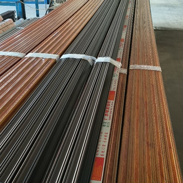 Aluminum extrusion plant produces wood grain aluminum profiles