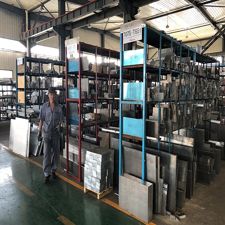 1050 2024 T4 7075 T6 110mm 120mm 130 Mm Aluminum Round Bar Prices 1070 6061 2024