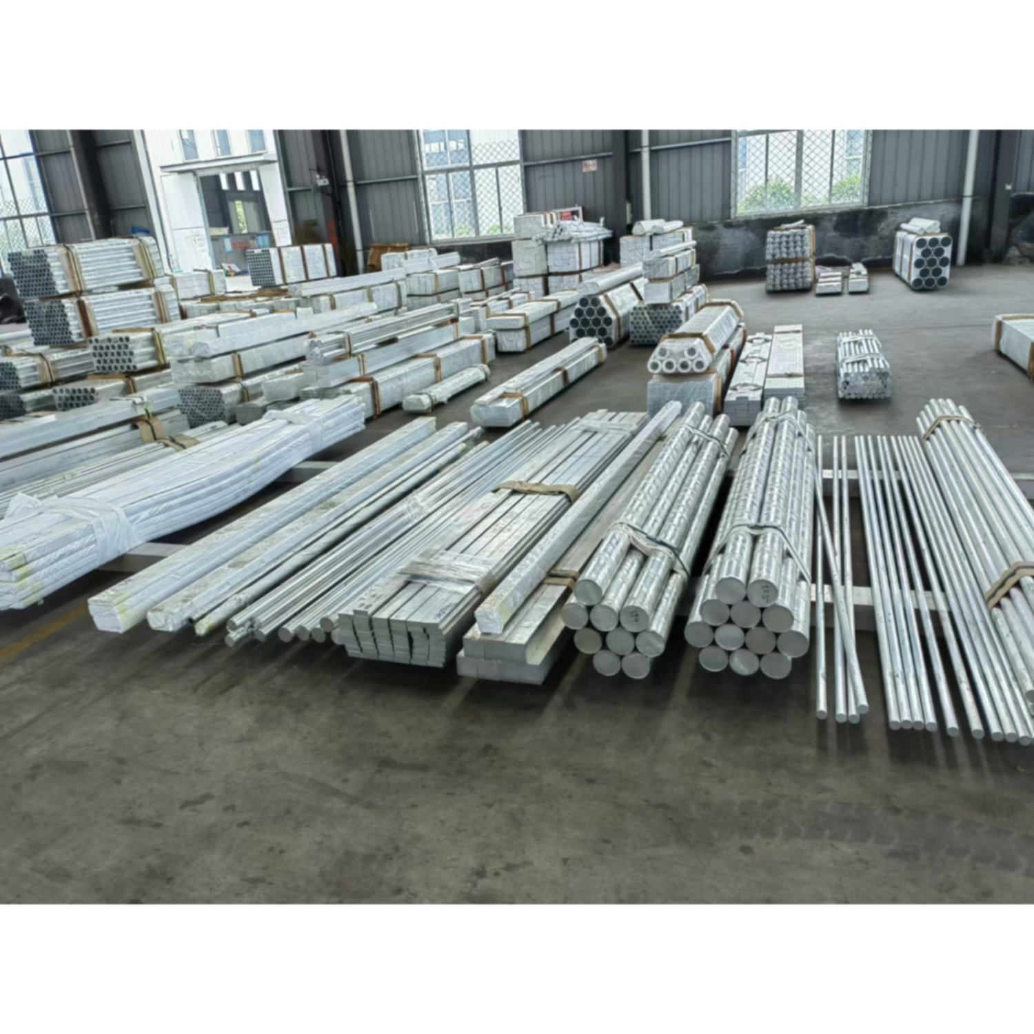 High quality professional aluminum bar factory 1-8 series aluminum ingot for building construction