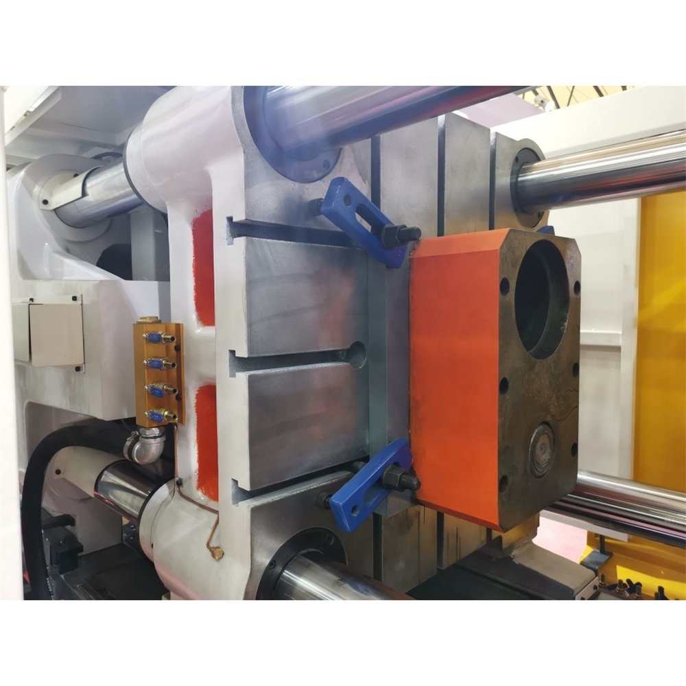Low price cold chamber die casting machine for stationary horizontal boiler base parts manufacturer copper ingot revolving