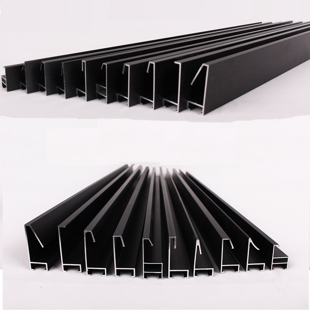 The factory produces gold, black and silver extruded aluminum profiles for anodizing