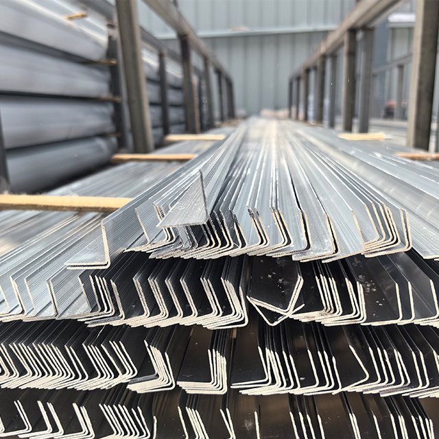 China manufacture High Quality 40x40 6m 4040 Industrial Aluminium Frame Aluminum Profile with Building