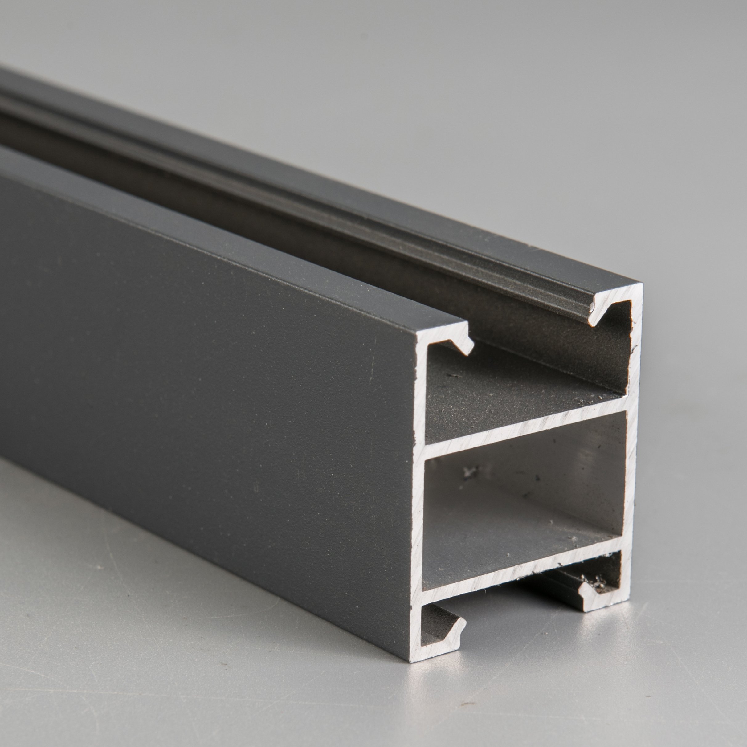 Zhejiang Sunkey extrusion aluminium profile with 6063-T5 for doors and windows