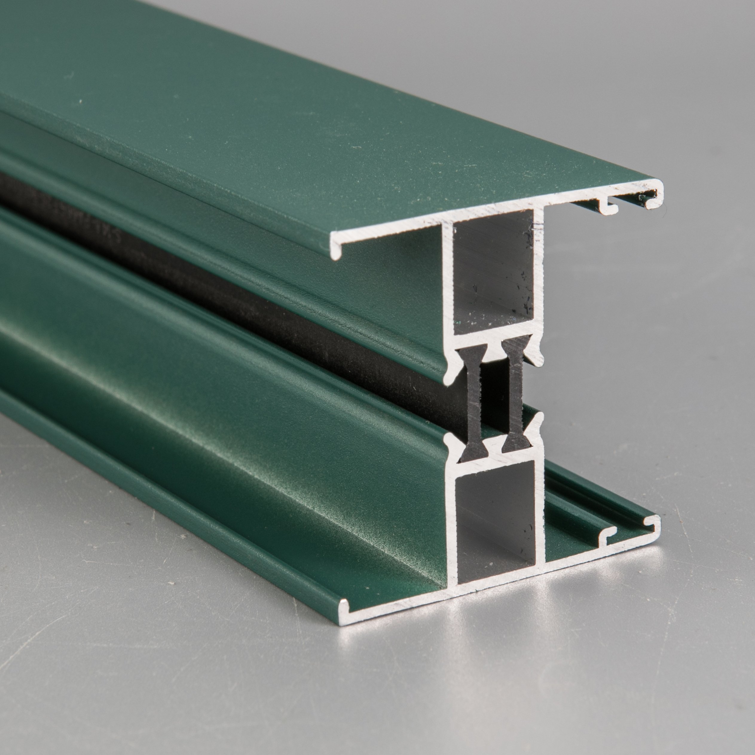 Zhejiang Sunkey extrusion aluminium profile with 6063-T5 for doors and windows