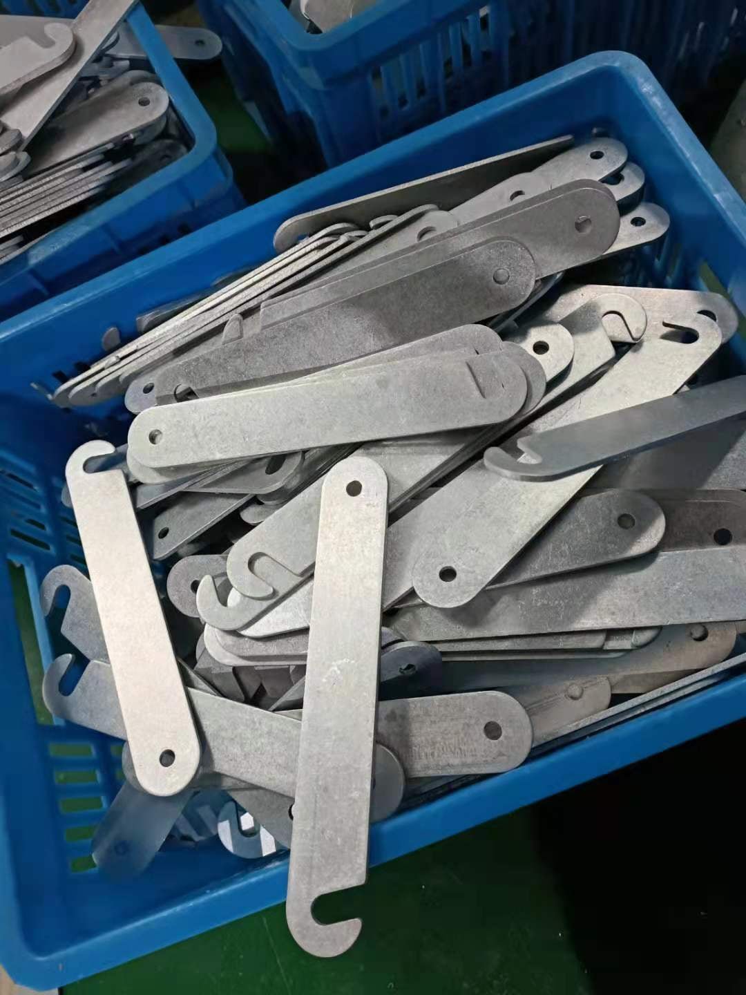 Fast Stamping Aluminium Parts Customized Aluminum Cover Sheet Punching Service