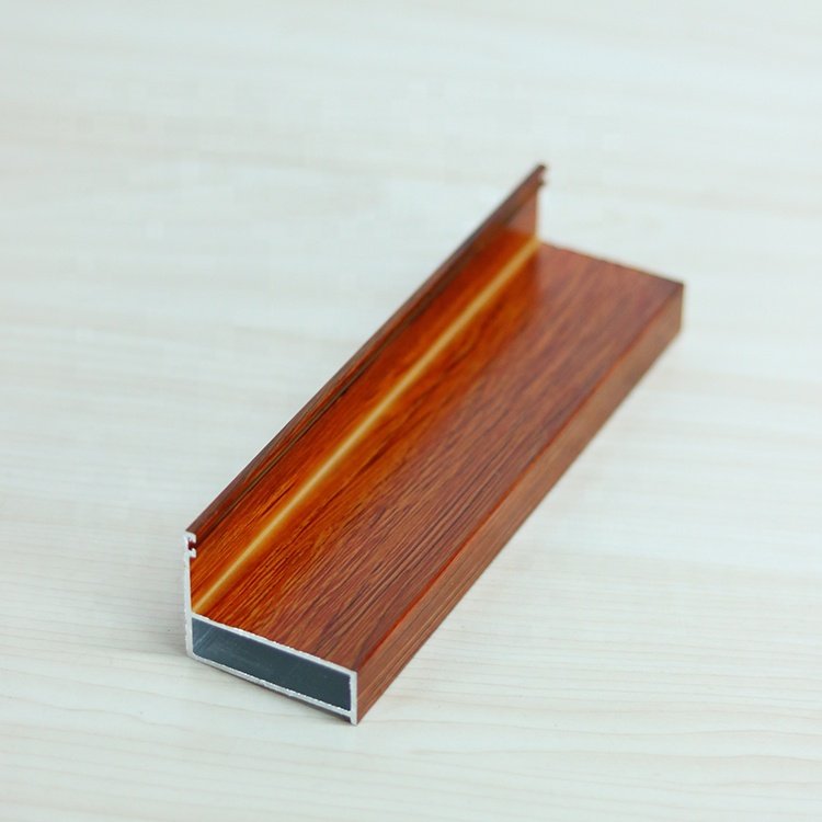 China Supplier 6000 Series Wood Texture Aluminum Profiles Extrusion Wooden Grain Aluminum Profile with Welding Punching Services