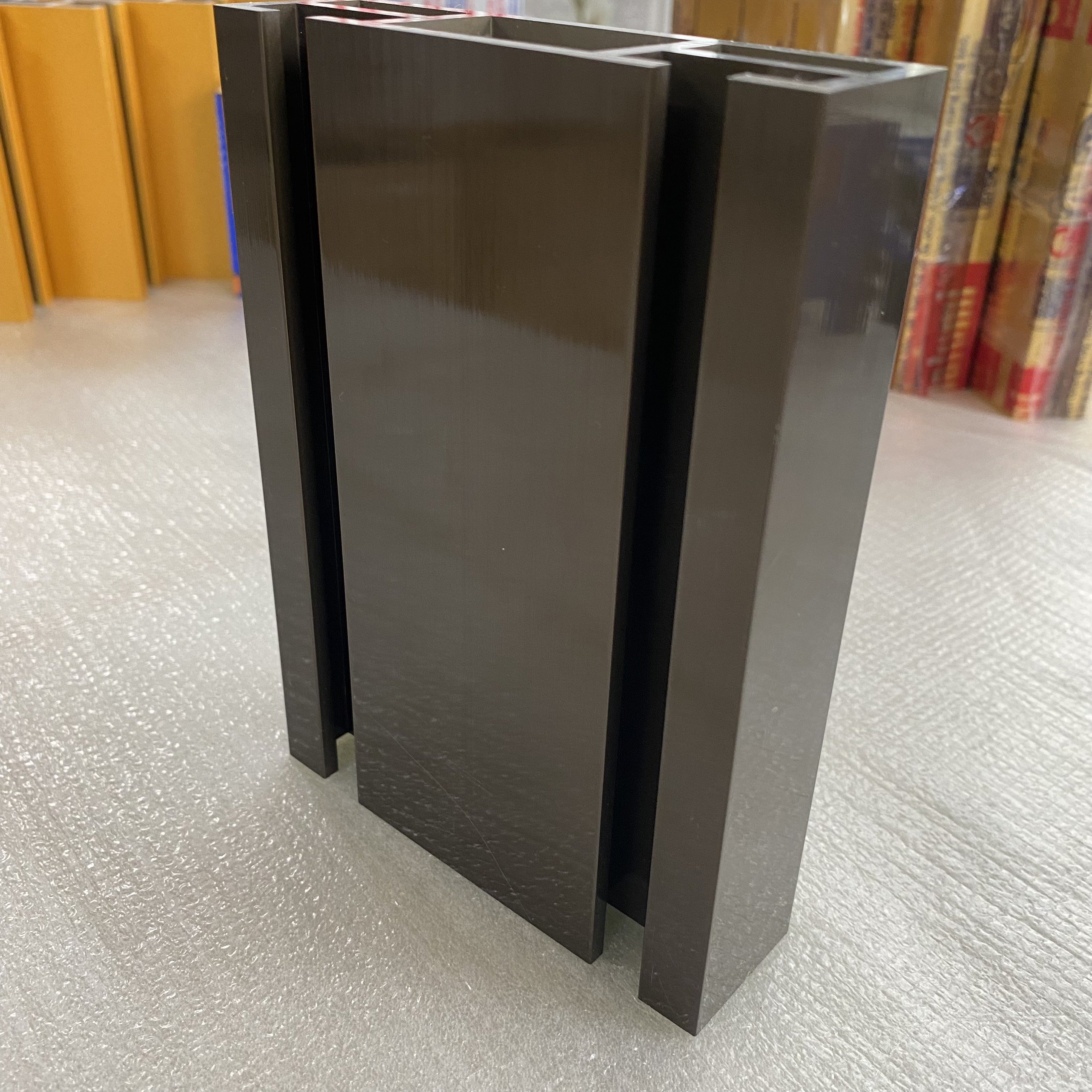 Shalumi Vietnam anodized Aluminium elevator